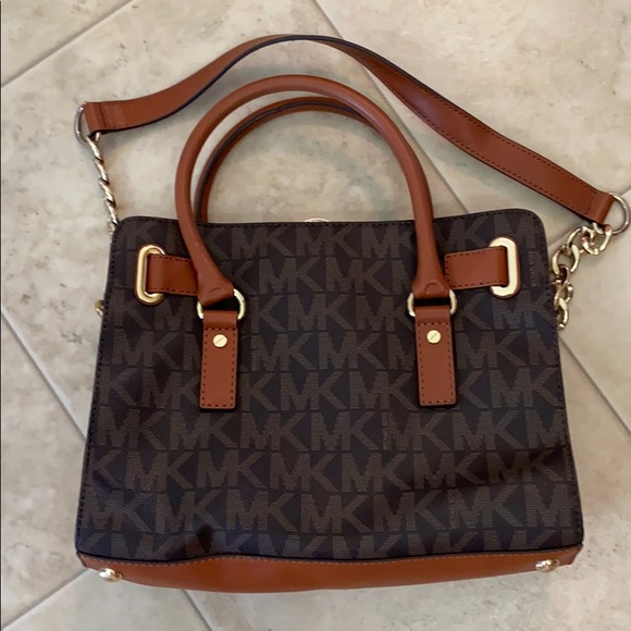 Michael Kors Hamilton Medium Logo 💕 - Picture 5 of 13